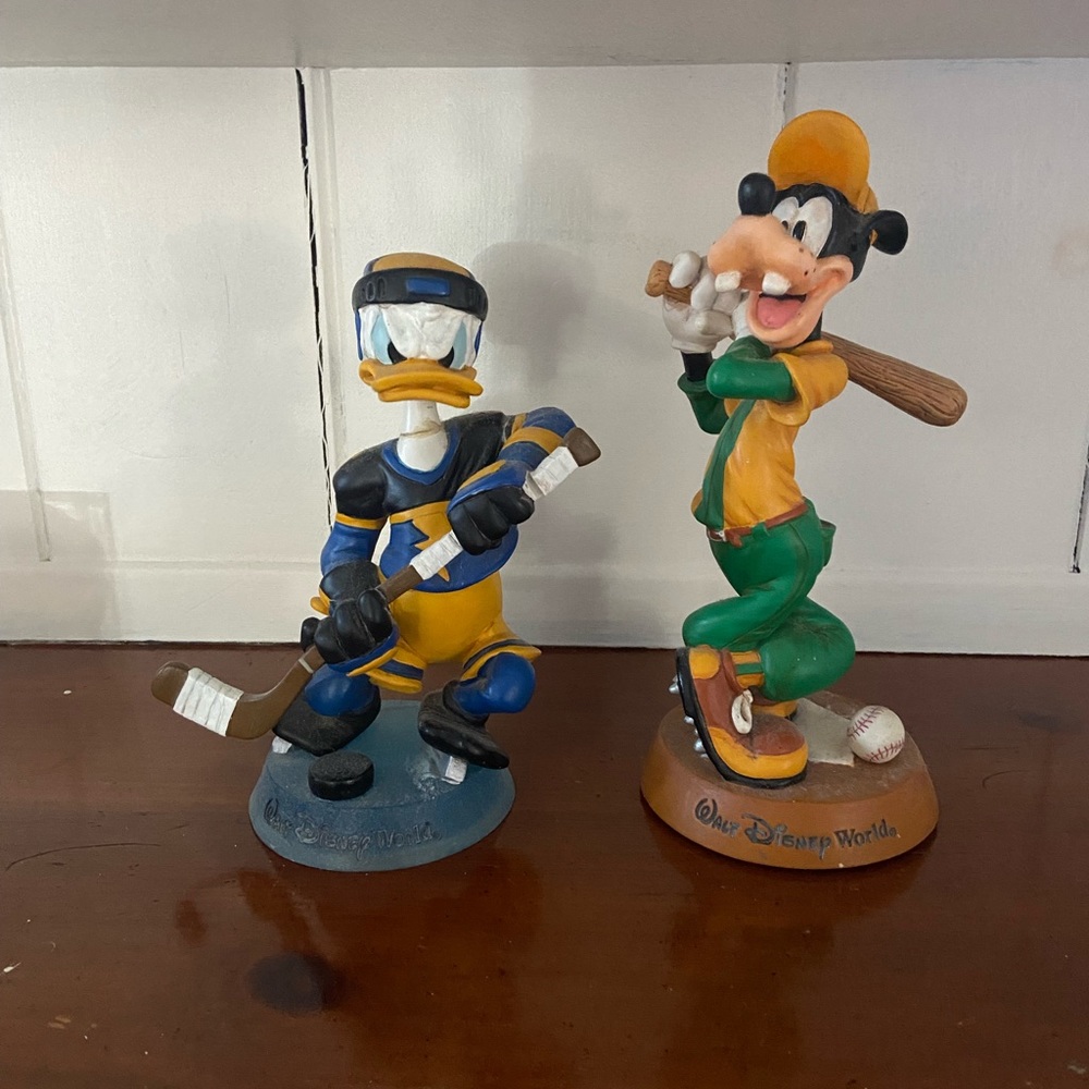 Disney Donald Duck and Goody Sports Bobbleheads Collectables